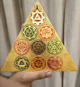 Vastu Pyramid for Home Shakti Yantra Pyramid Energized Vastu Remedy Gold Plated Vastu Yantra German Silver Yantra Copper Pyramid Vastu Tool Powerful Vastu Solution Vastu for Positive Energy Wealth and Prosperity Yantra Handcrafted Spiritual Decor